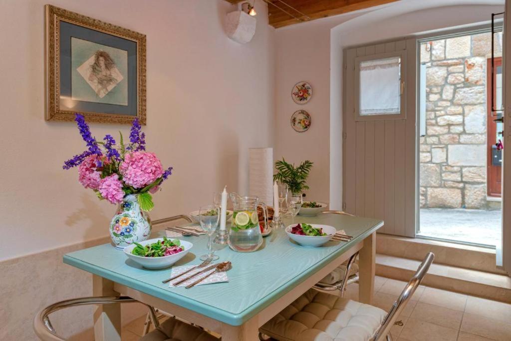 Fortezza - Hvar Old Town Apartment フヴァル エクステリア 写真