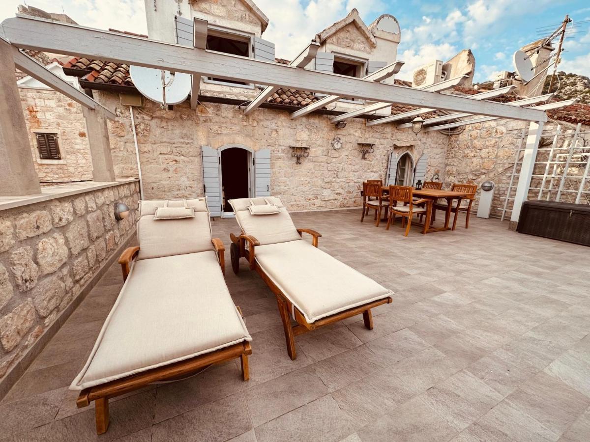 Fortezza - Hvar Old Town Apartment フヴァル エクステリア 写真