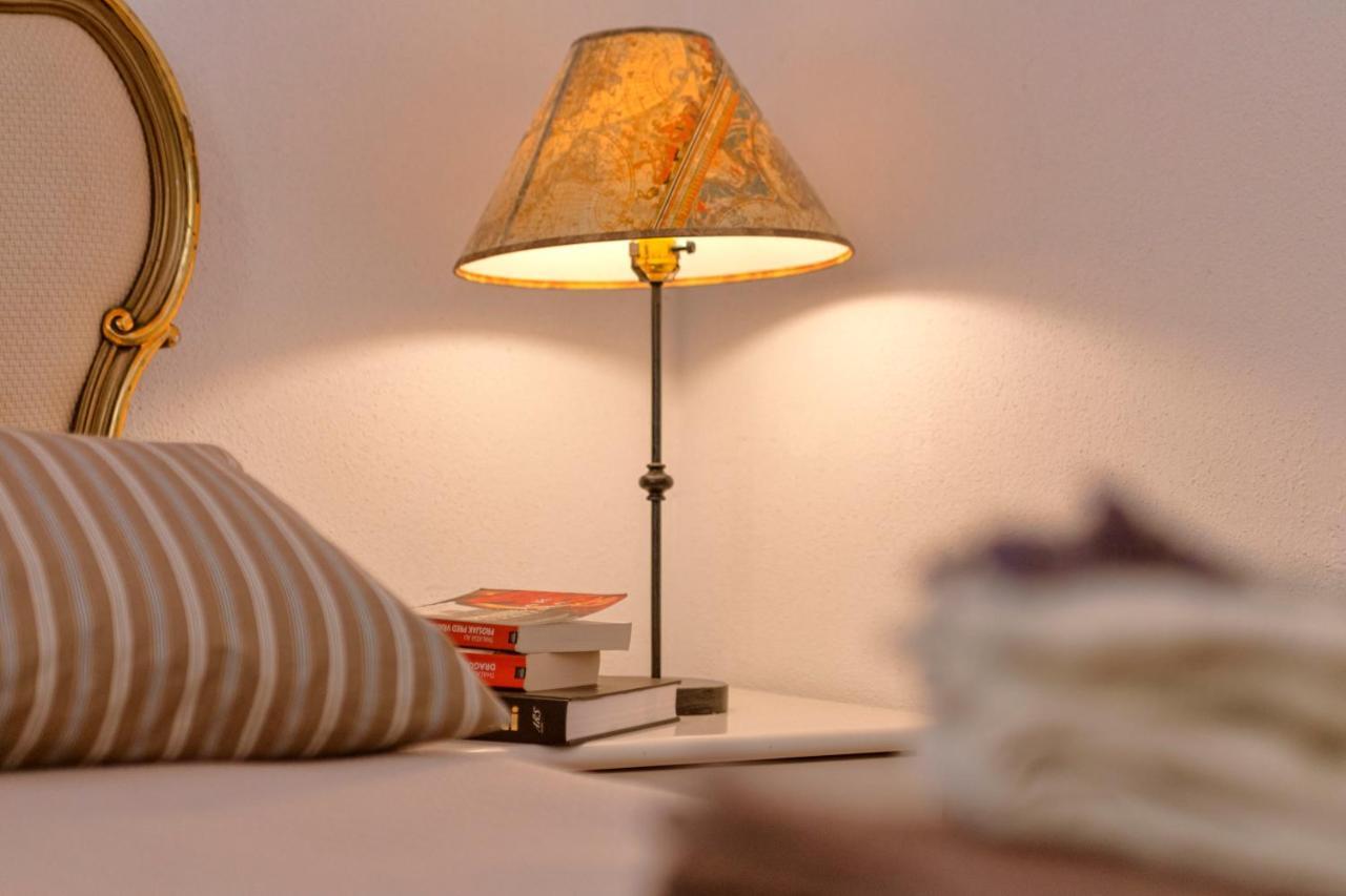 Fortezza - Hvar Old Town Apartment フヴァル エクステリア 写真